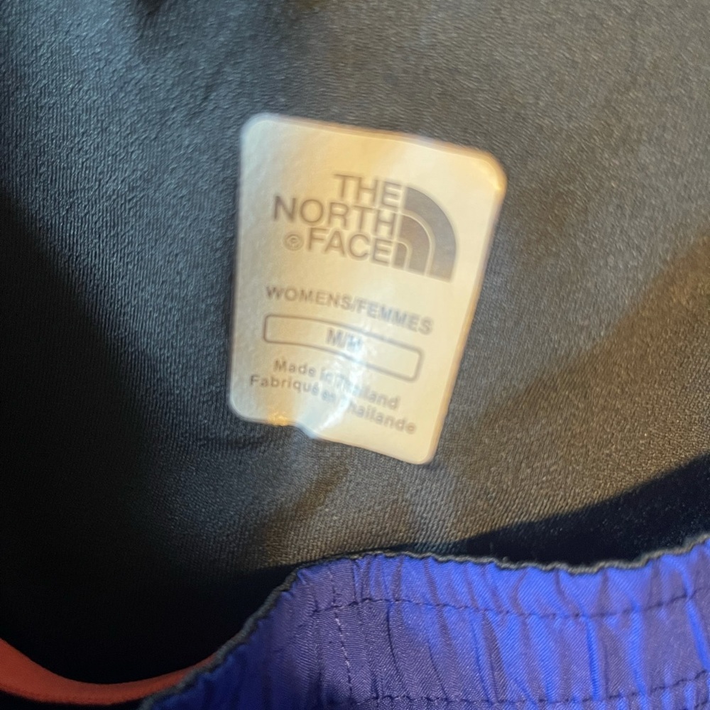 The North Face Shorts - Picture 5 of 6